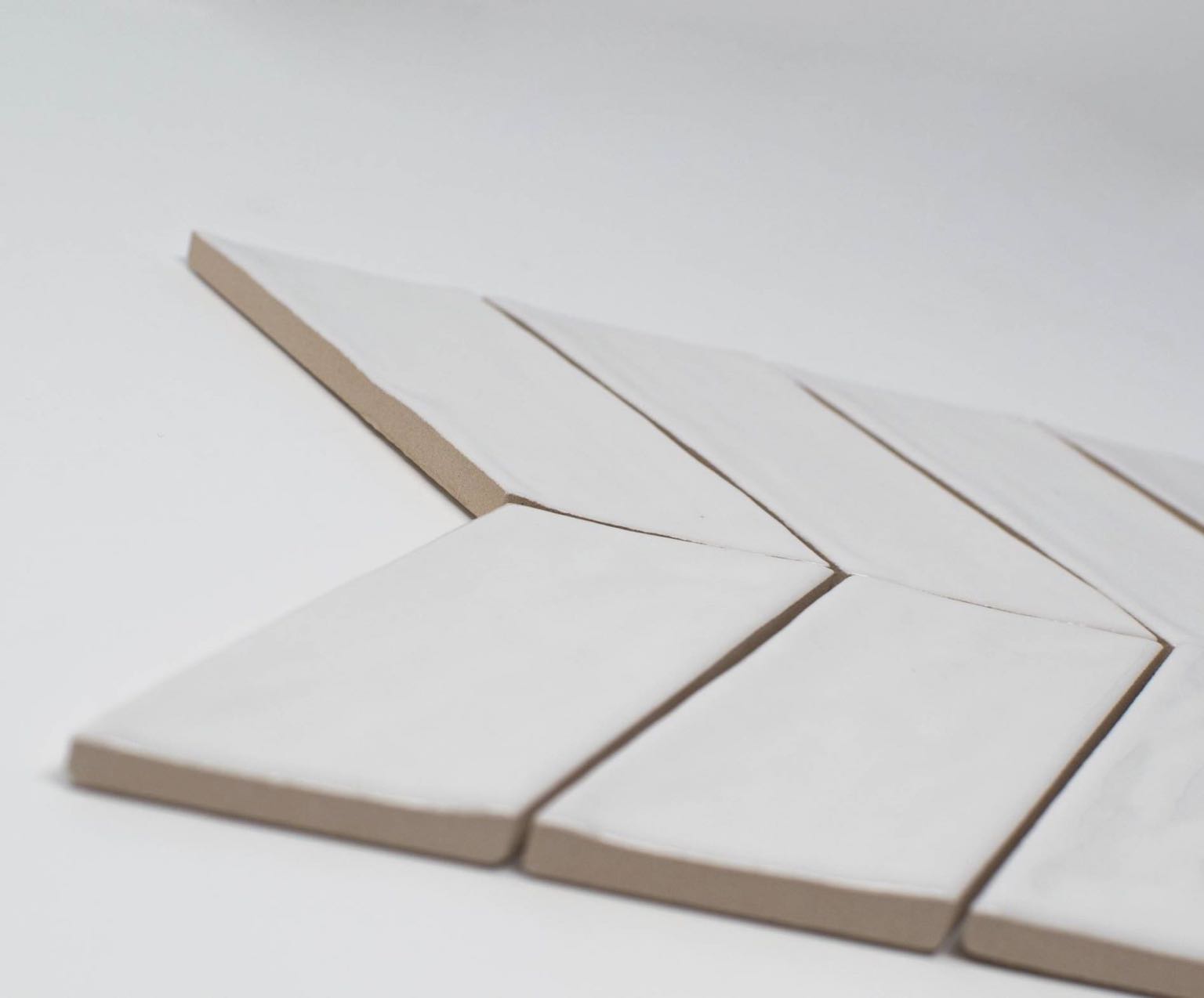 White Body Ceramic White Dove Chevron